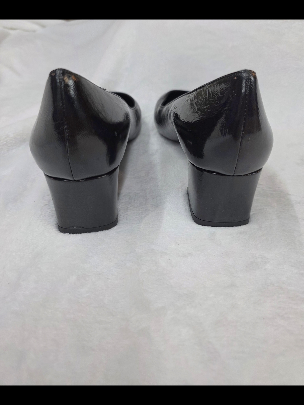 Aquatalia Black Pointed-Toe Low Block Heel Pumps Made In Italy - Picture 3 of 7